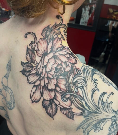 Shoulder Peony Shoulder Peony